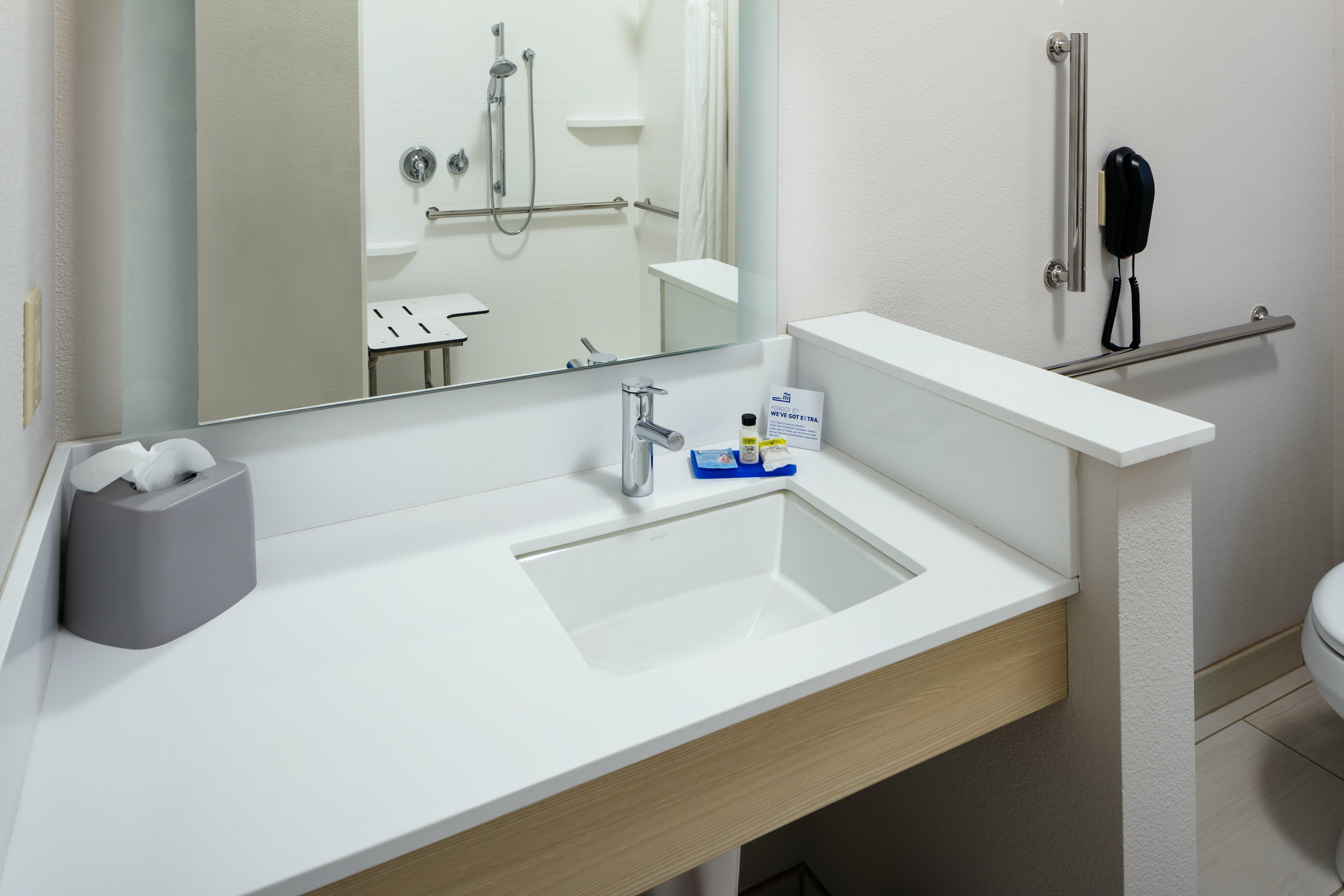 Holiday Inn Express & Suites - Medford By Ihg Kültér fotó