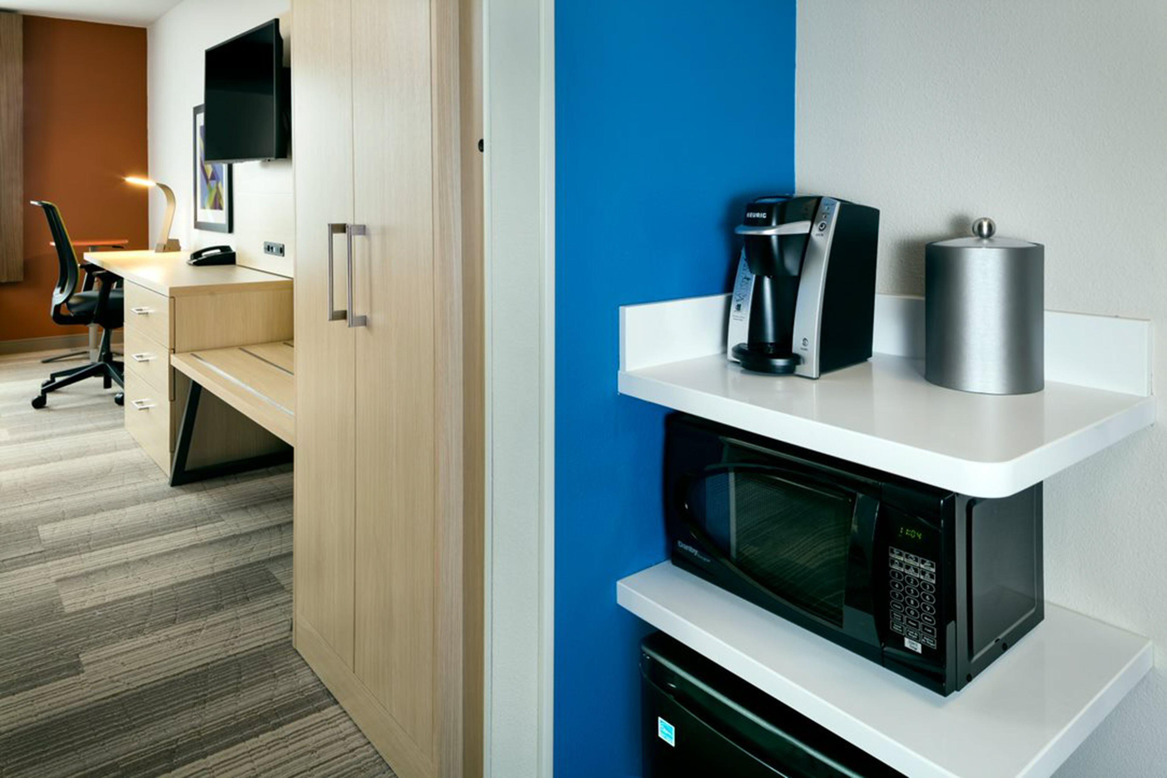 Holiday Inn Express & Suites - Medford By Ihg Kültér fotó
