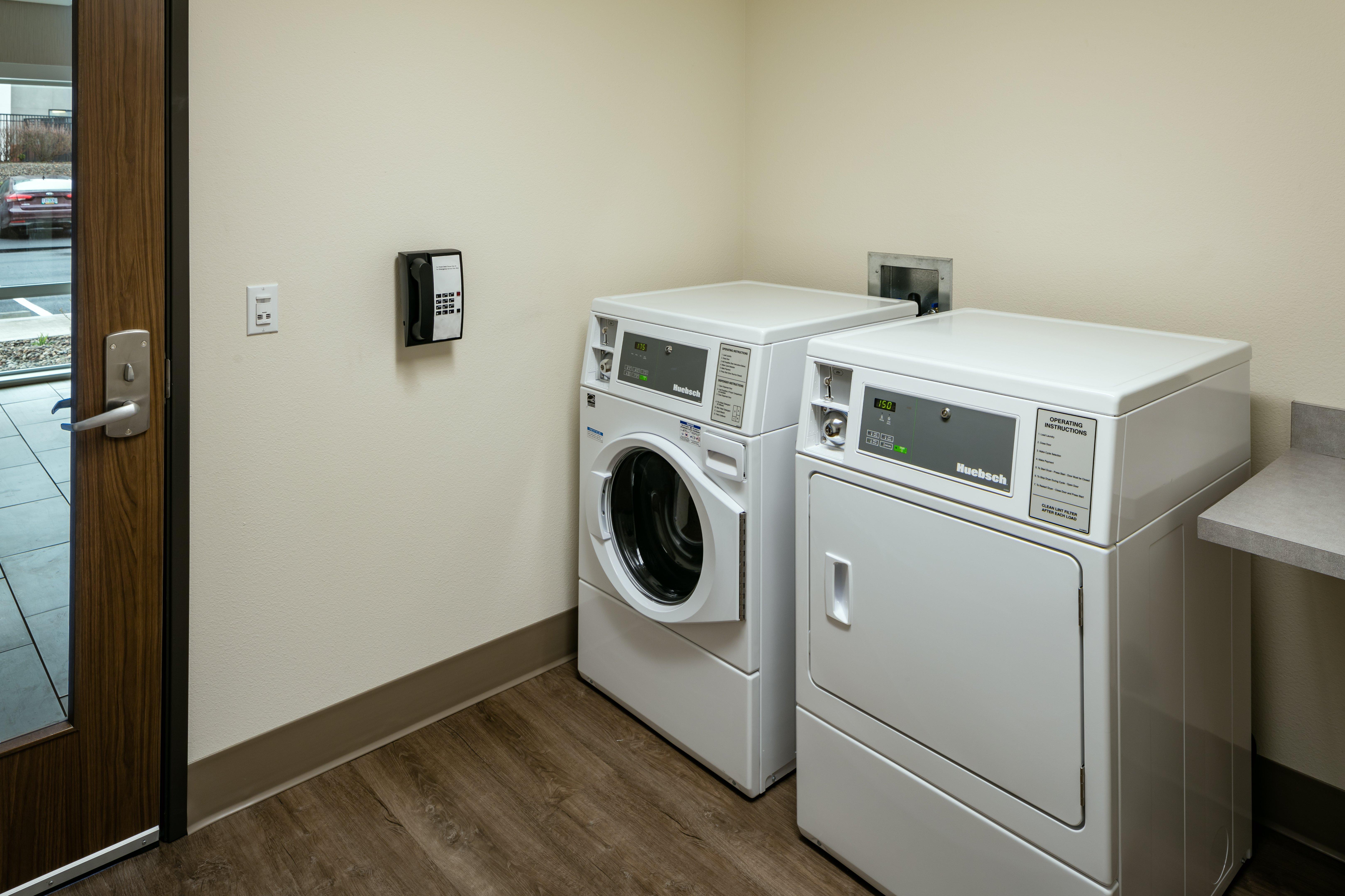 Holiday Inn Express & Suites - Medford By Ihg Kültér fotó