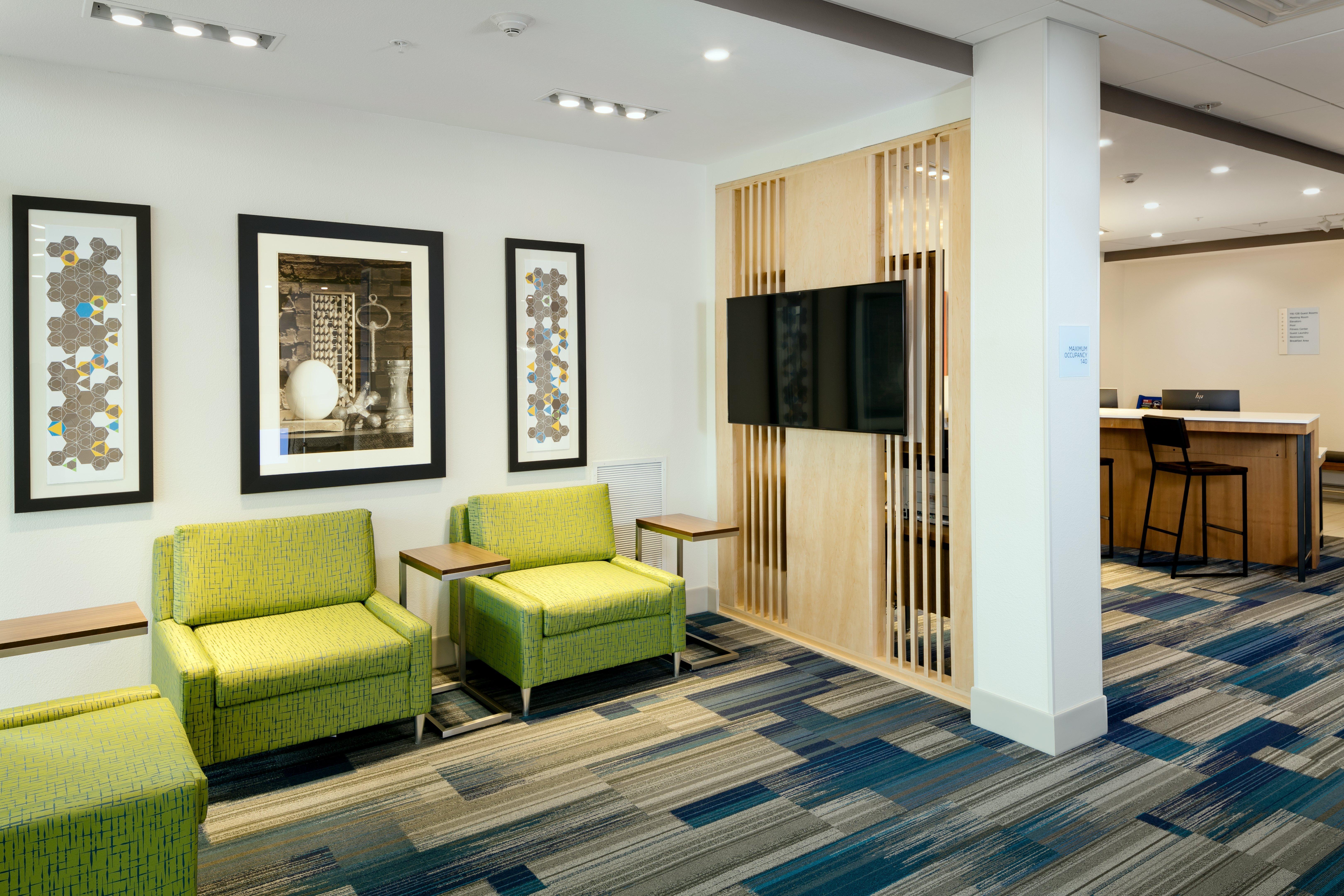 Holiday Inn Express & Suites - Medford By Ihg Kültér fotó