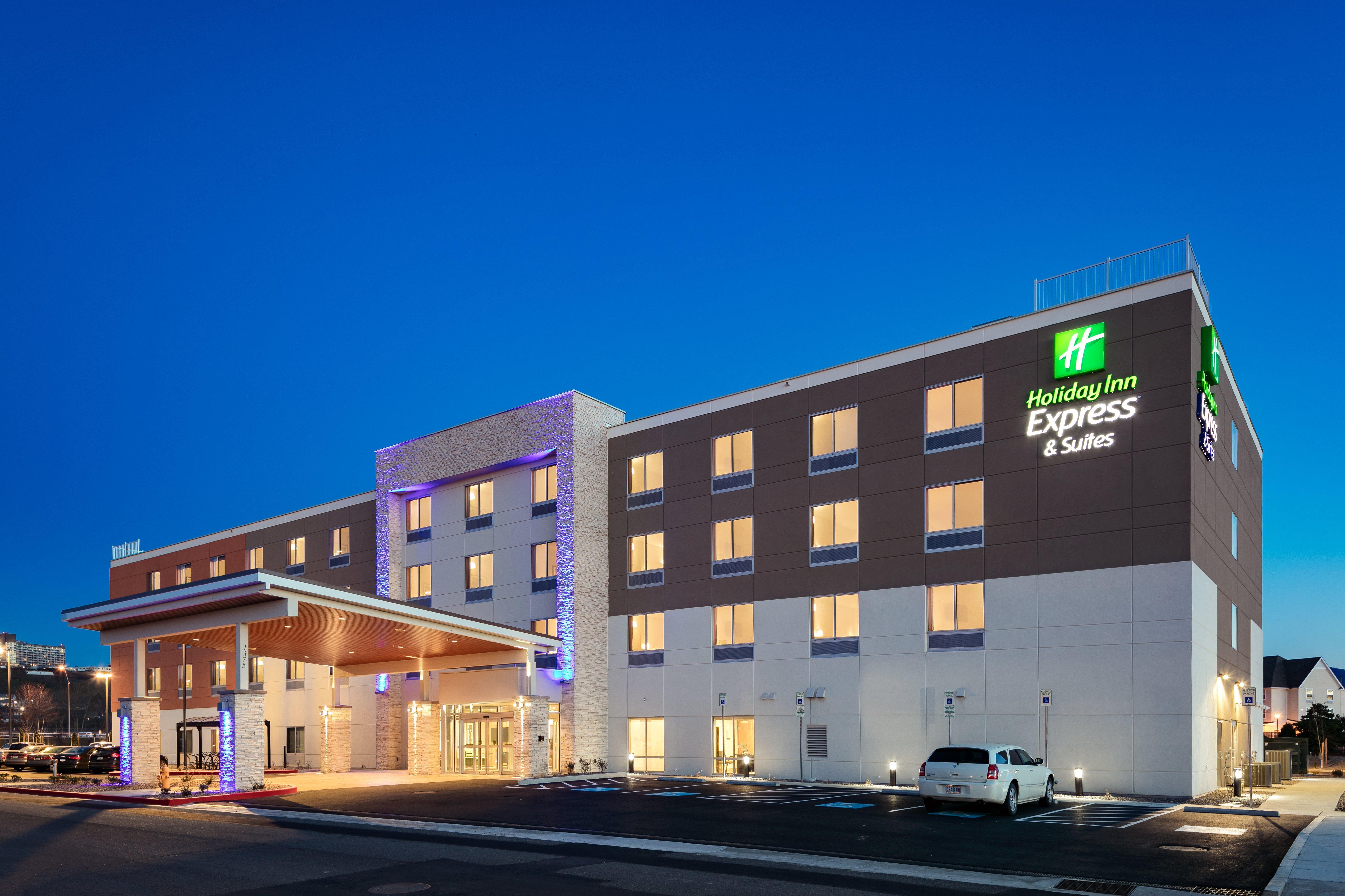 Holiday Inn Express & Suites - Medford By Ihg Kültér fotó